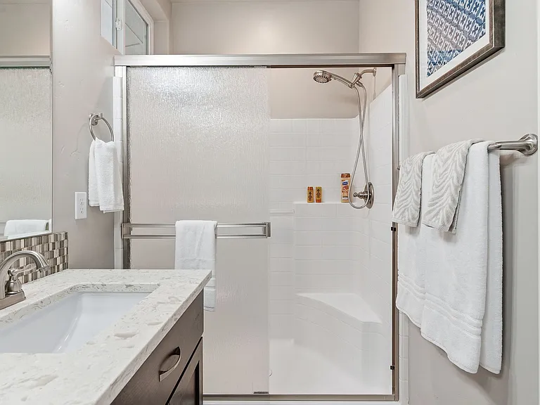 1136 Overland Trl — Photo 17