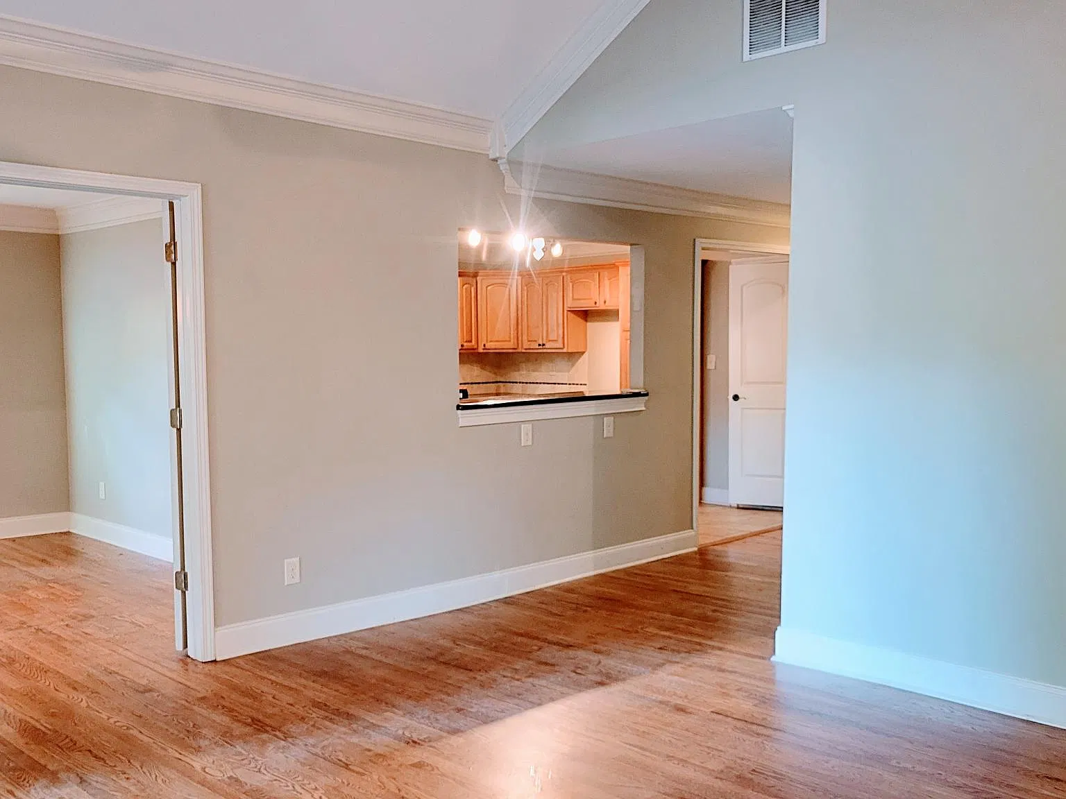 309 Stovall St SE — Photo 4