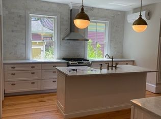 82 Dexter St FLOOR 1, Providence, RI 02909