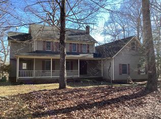 7739 Cub Dr, Marshall, VA 20115