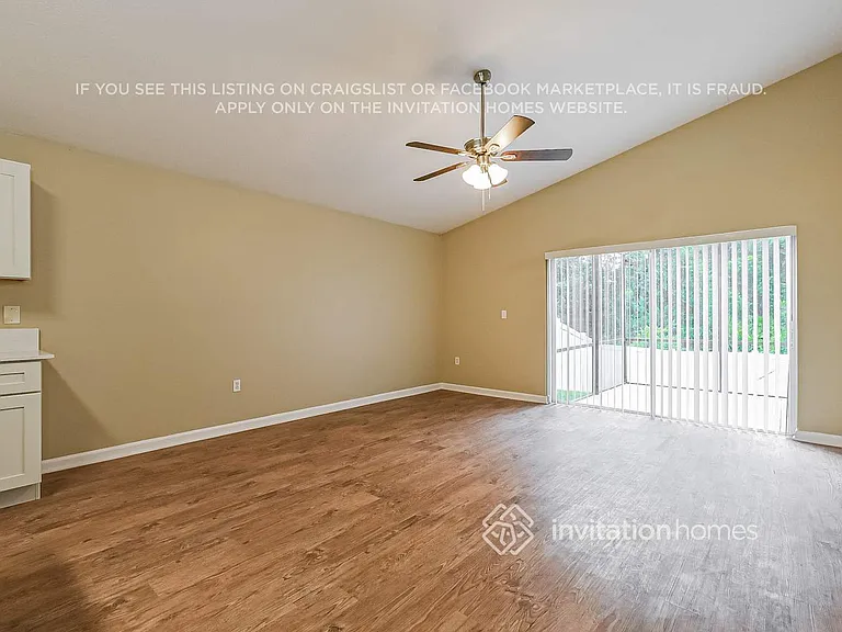 2875 Spring Heather Pl — Photo 8
