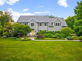 39 Brooks Rd, Lincoln, MA 01773