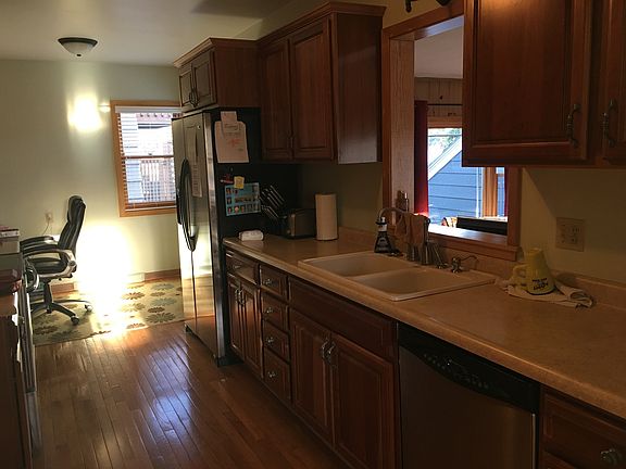 5th image of 633 S Rhode Island Ave