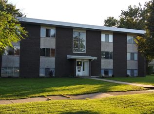 9509 Burlington Ave APT 1W, Brookfield, IL 60513