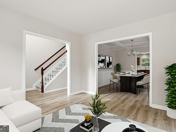 5th image of 4128 Brynhill Ln
