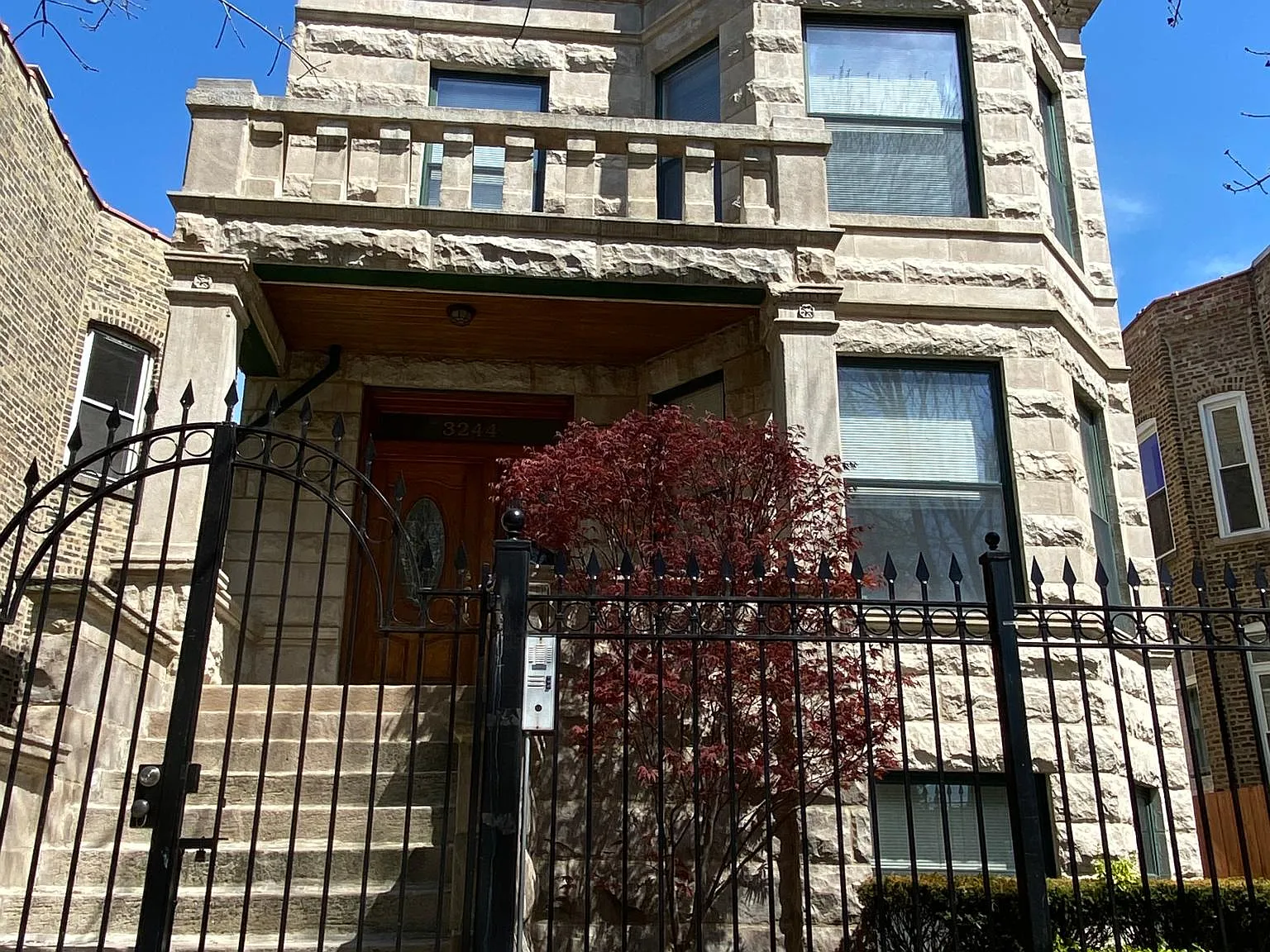 2 bed, $2,700 — Photo 3