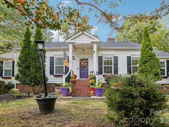 1116 Somersby Ln, Matthews, NC 28105