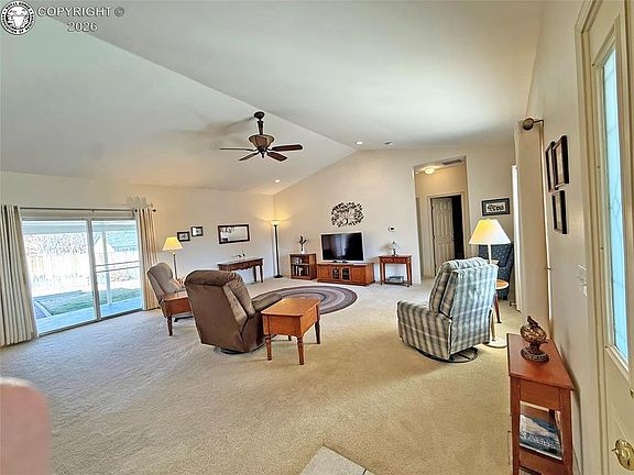4th image of 605 Twinflower Dr