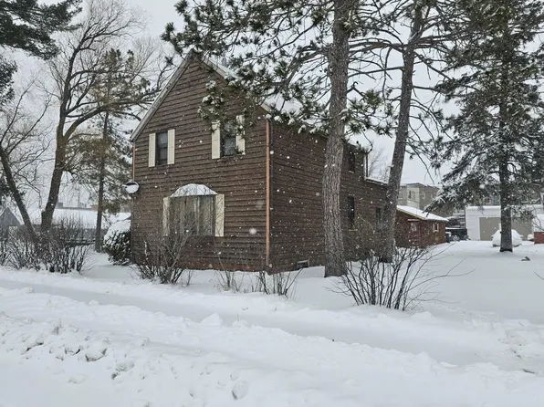 7 1st St SW, Crosby, MN 56441