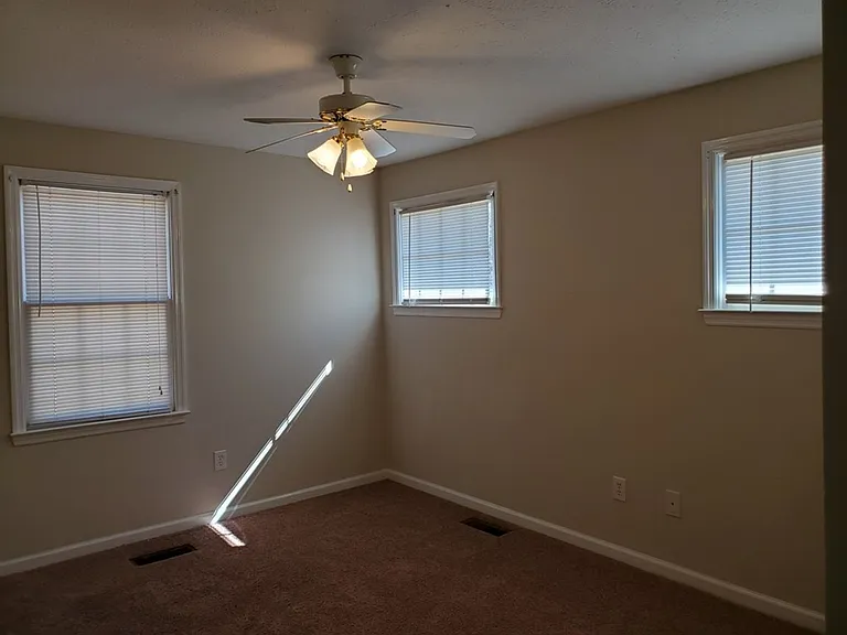 1511 Converse Ct — Photo 6