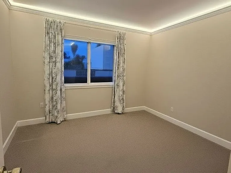 401 N Coast Hwy N #310 — Photo 10