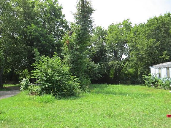 4th image of 11909 Joyce Ln