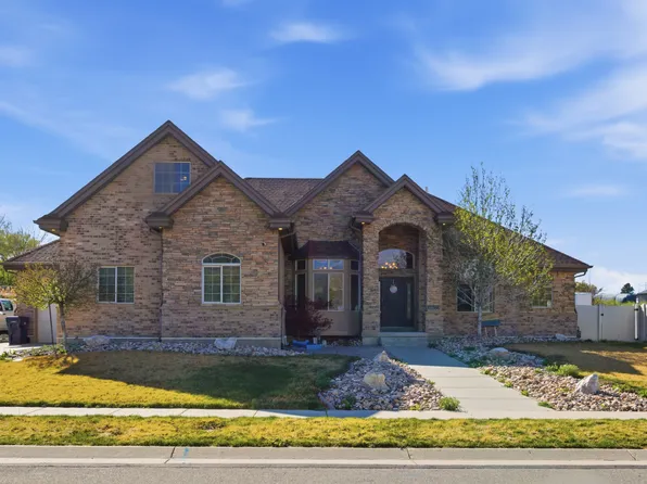 15766 S Gun Stock Dr, Bluffdale, UT 84065