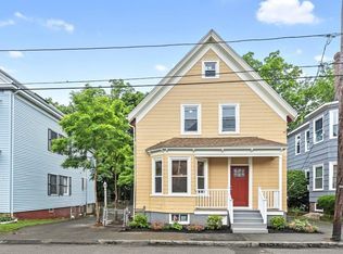 23 Barr St, Salem, MA 01970