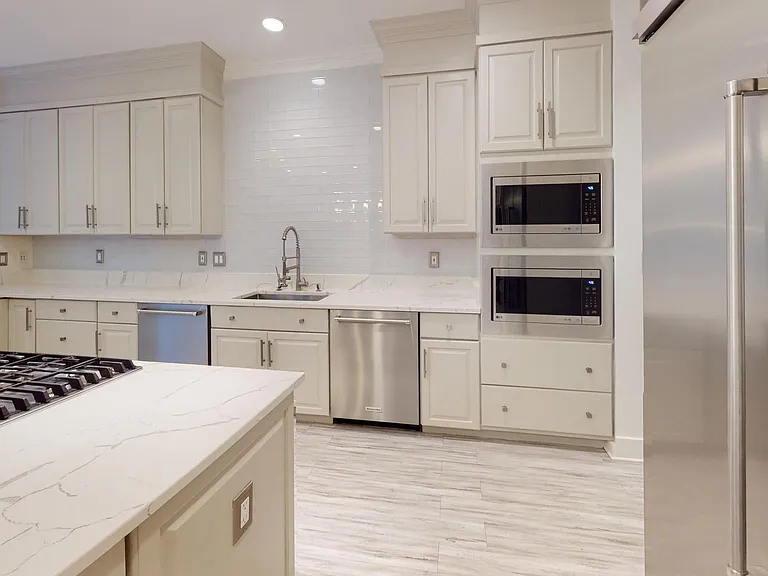 9629 Eagle Ridge Dr — Photo 19