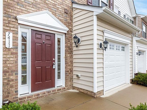 2nd image of 7411 Washington Arch Dr