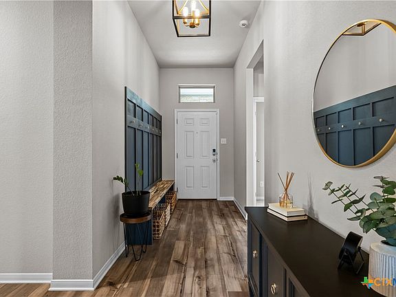 4th image of 1510 Soap Rock Ln