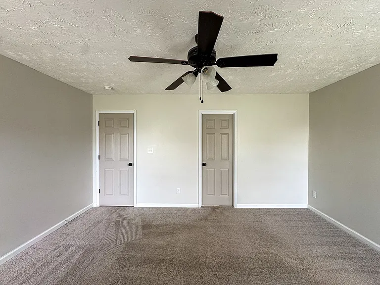 1608 Kershaw Loop — Photo 11