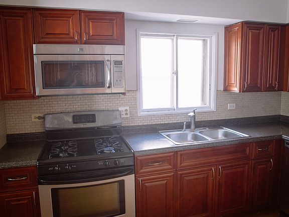 5th image of 8988 W Church St