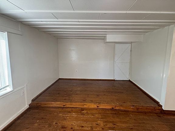 5th image of 1632 SE Main St APT 5