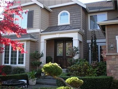 2nd image of 811 275th Pl SE
