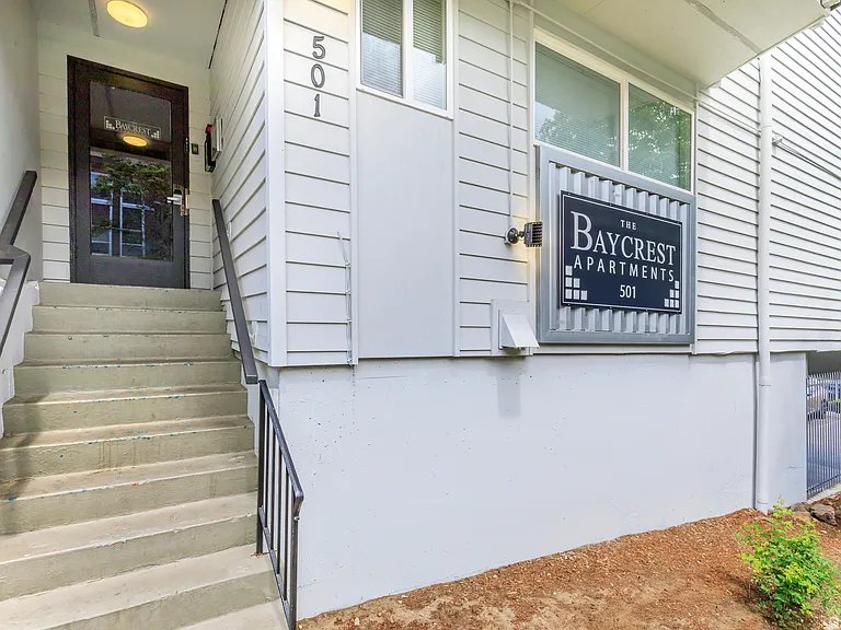 Baycrest — Photo 20