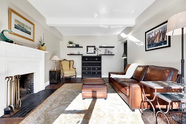 Sold by City Connections Realty | media 10