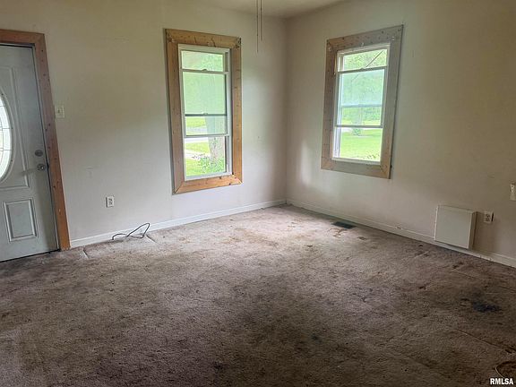 3rd image of 808 E Independence Ave