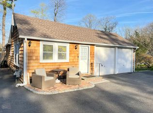 238 Bayville Rd #1, Locust Valley, NY 11560