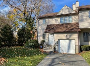 1 Deer Hill Ct, Boonton, NJ 07005