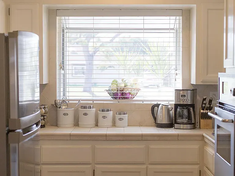 331 E Bluebell Pl — Photo 13