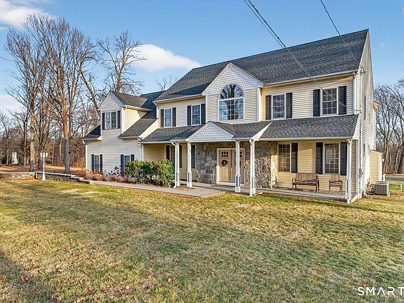 3rd image of 173 Mill Plain Road