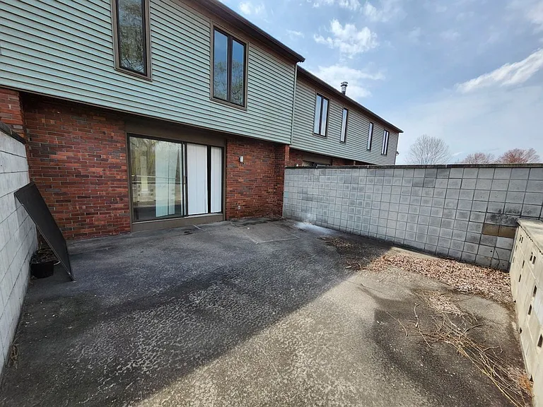 10 Winston Ct — Photo 13