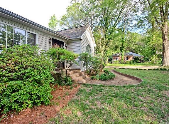 4th image of 5002 Double Lakes Dr