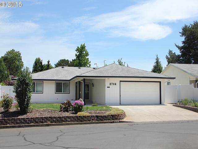 1st image of 2764 SE Hollyhock Ct