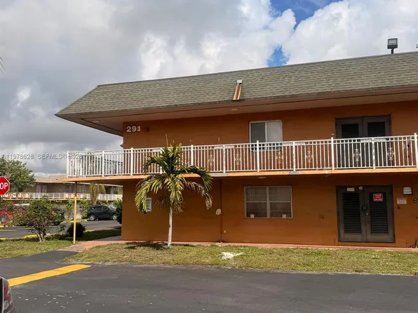 291 NW 177th St, Miami Gardens, FL