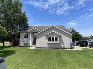 1505 E 8th Ave, Brodhead, WI 53520