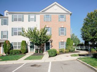 102 Brandywine Dr, Williamstown, NJ 08094
