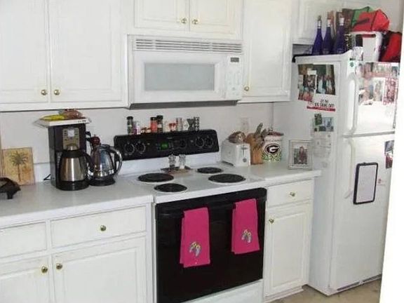 2nd image of 4638 Brookwood Ln