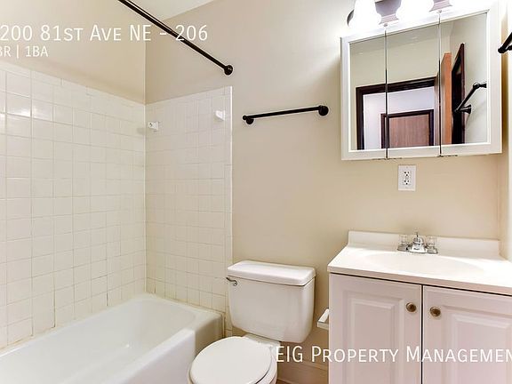 3rd image of 1200 81st Ave NE #206