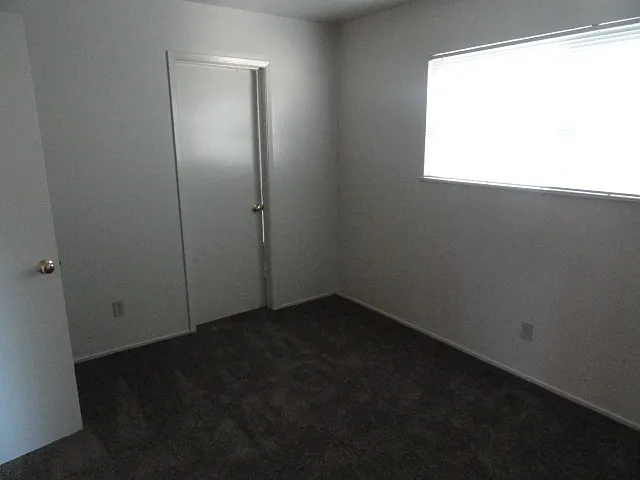 6 Arkwright Ct — Photo 3