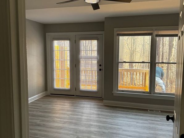 100-134 Hester Dr #120