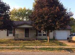 1533 Meitzler St, Tilton, IL 61832