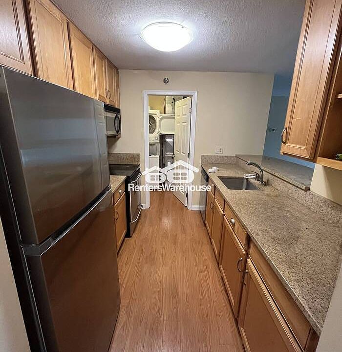 1st image of 6058 Chasewood Pkwy APT 2