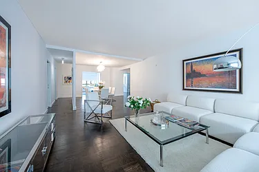 799 Park Avenue, #9A