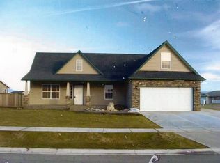 2310 N Bunchgrass Dr, Post Falls, ID 83854