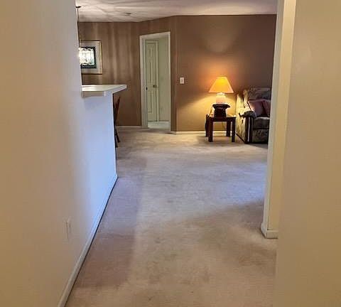 3rd image of 1670 Piper Ln