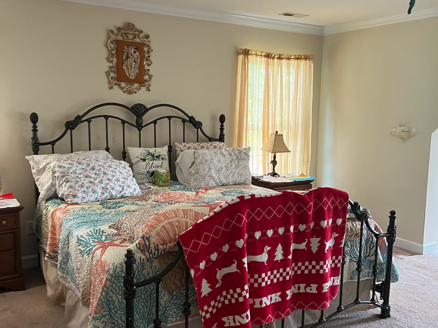 4 bed, 2285 sqft, $1,100 — Photo 2