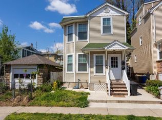 199 Van Winkle St #1, East Rutherford, NJ 07073