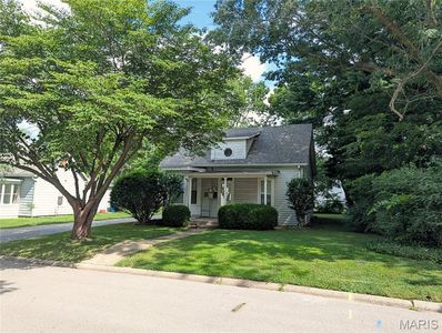 515 E South Ave, Greenville, IL, 62246